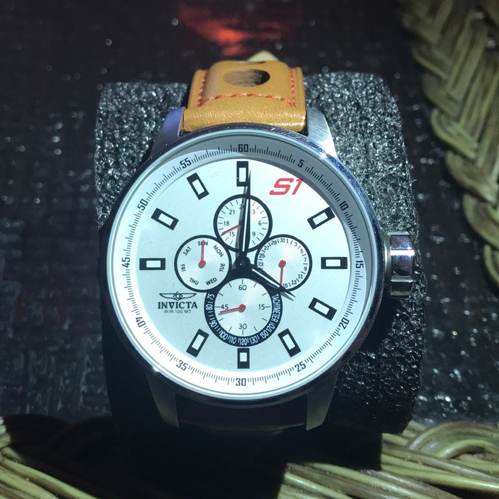 mens invicta s1 rally watch